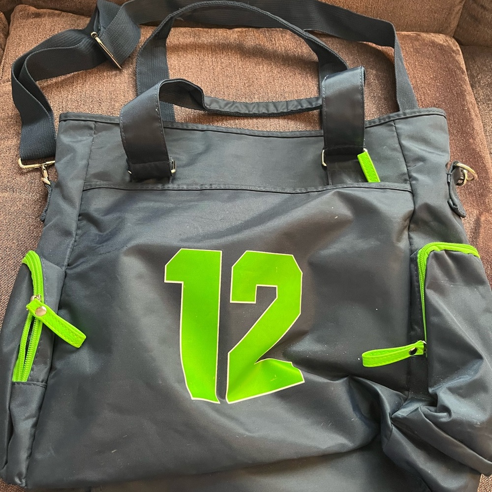 Large tote